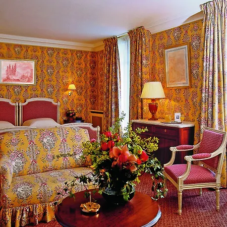 Victoria Palace Hotel 4*