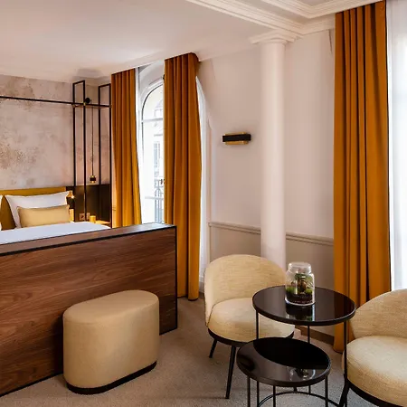 Victoria Palace Hotel 4*