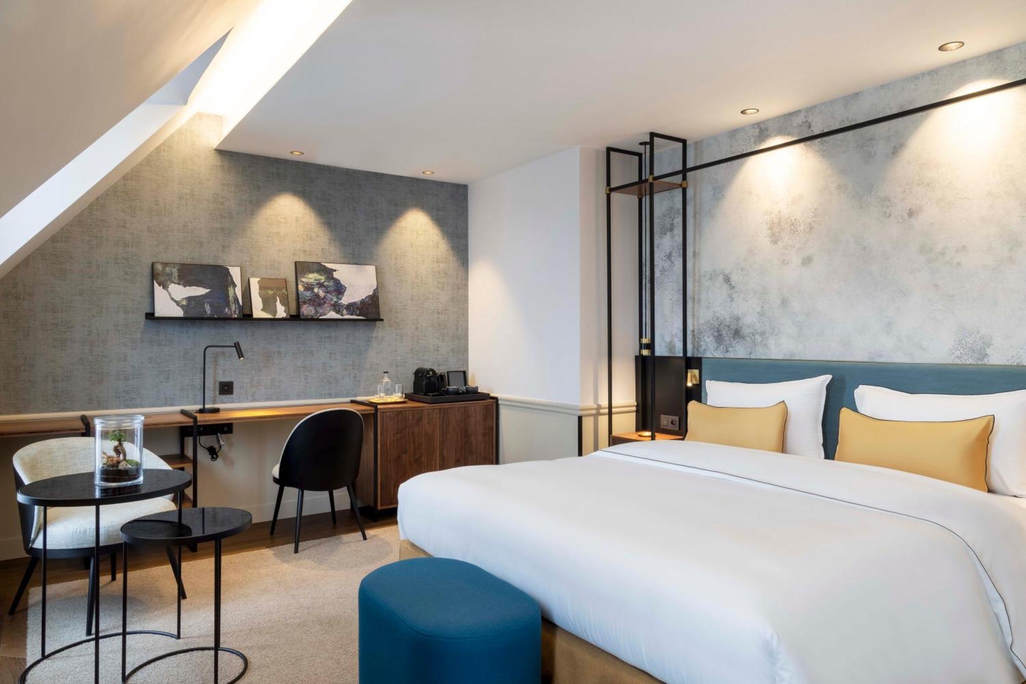 Victoria Palace Hotel